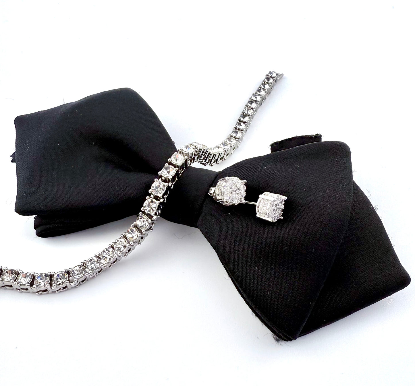 Pendientes ANTON